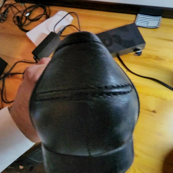 Gucci men's dress shoes - Picture 4 of 6